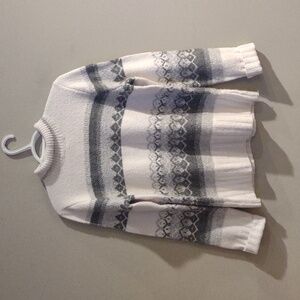 Aspen‎ Cozy Gray and White Patterned Women's XL Sweater